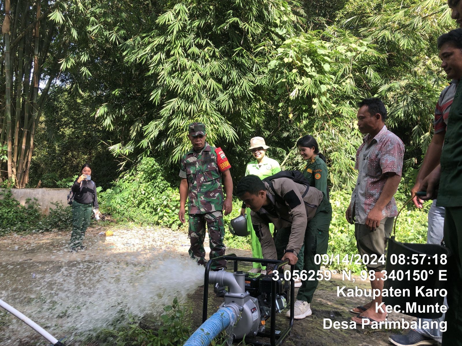 Kementan Serahkan 19 Pompa di Kabupaten Karo