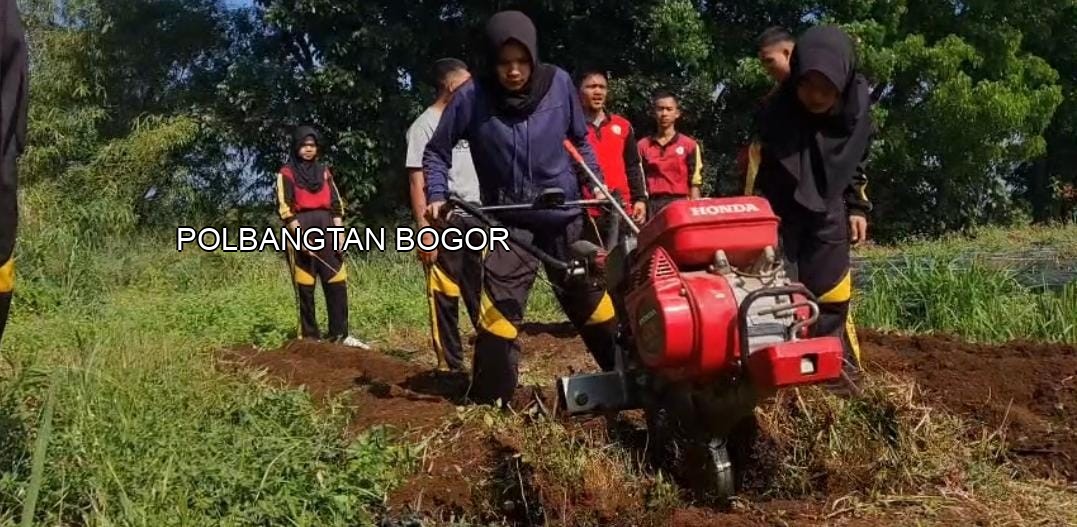 Manfaatkan Lahan Kosong, Polbangtan Kementan Olah Lahan Jadi Produktif